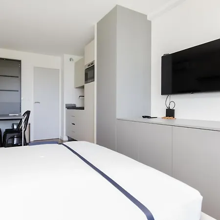Apartment 118 - Piscine - 50 Metres Plage - Terrasse - Clim - Wifi